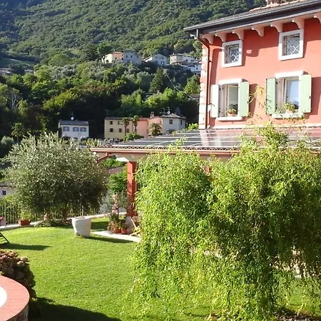 Poggio Caiar 4*